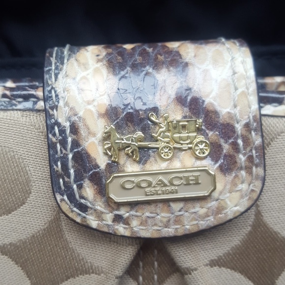 Coach Wallet - Picture 2 of 7